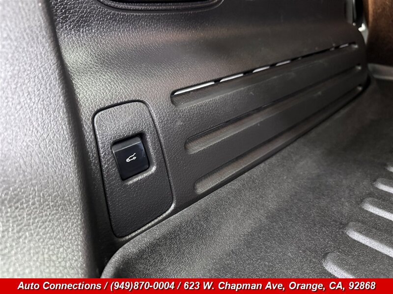 Used 2013 Ford Edge Limited FWD image 29