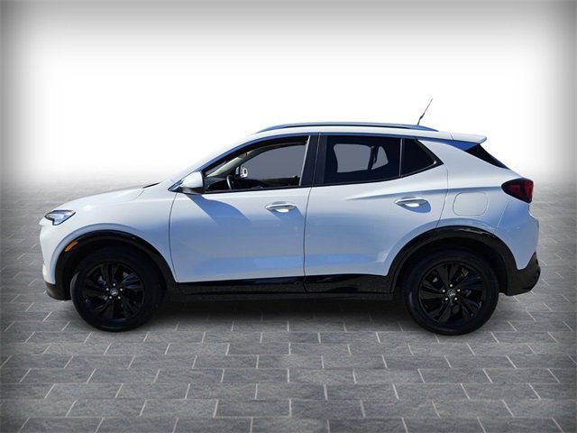 Used 2024 Buick Encore GX Sport Touring image 4