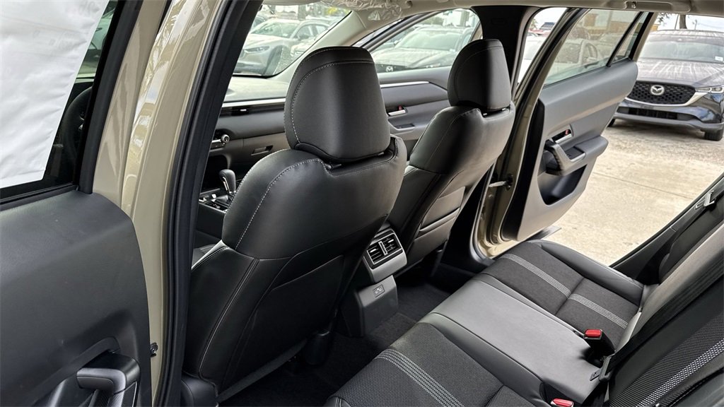 New 2026 MAZDA CX-50 AWD 2.5 Meridian Edition w/ Weather Package image 35