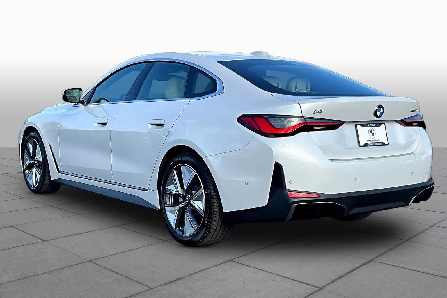 New 2026 BMW i4 eDrive40 w/ Premium Package RWD image 12