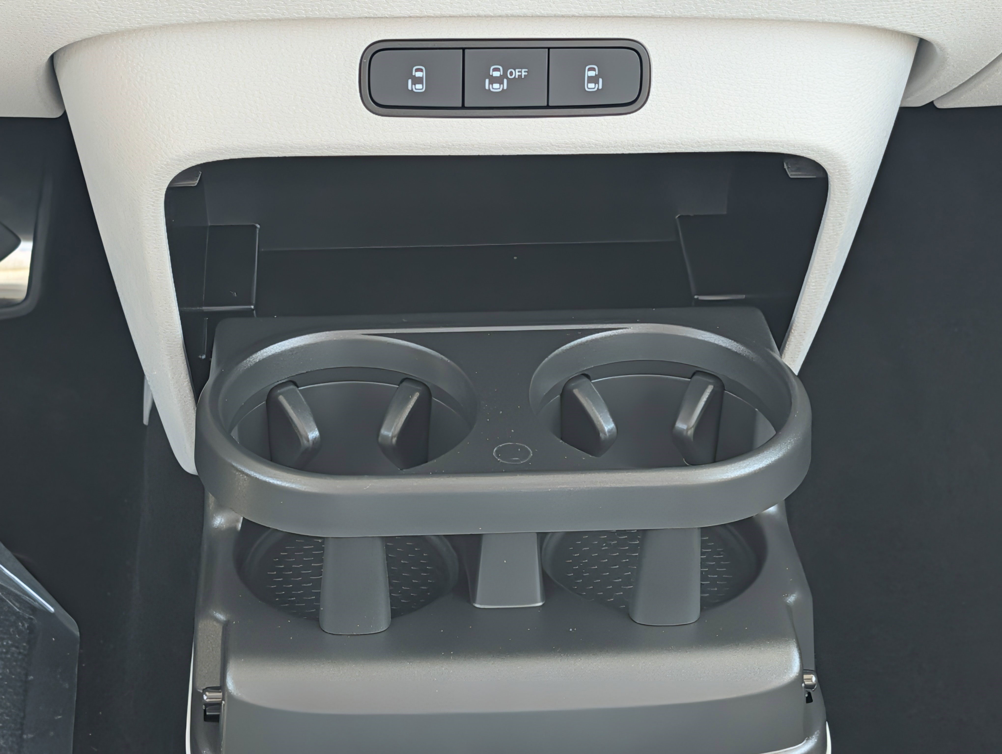 New 2025 Volkswagen ID. Buzz 1st Edition AWD/4WD image 14