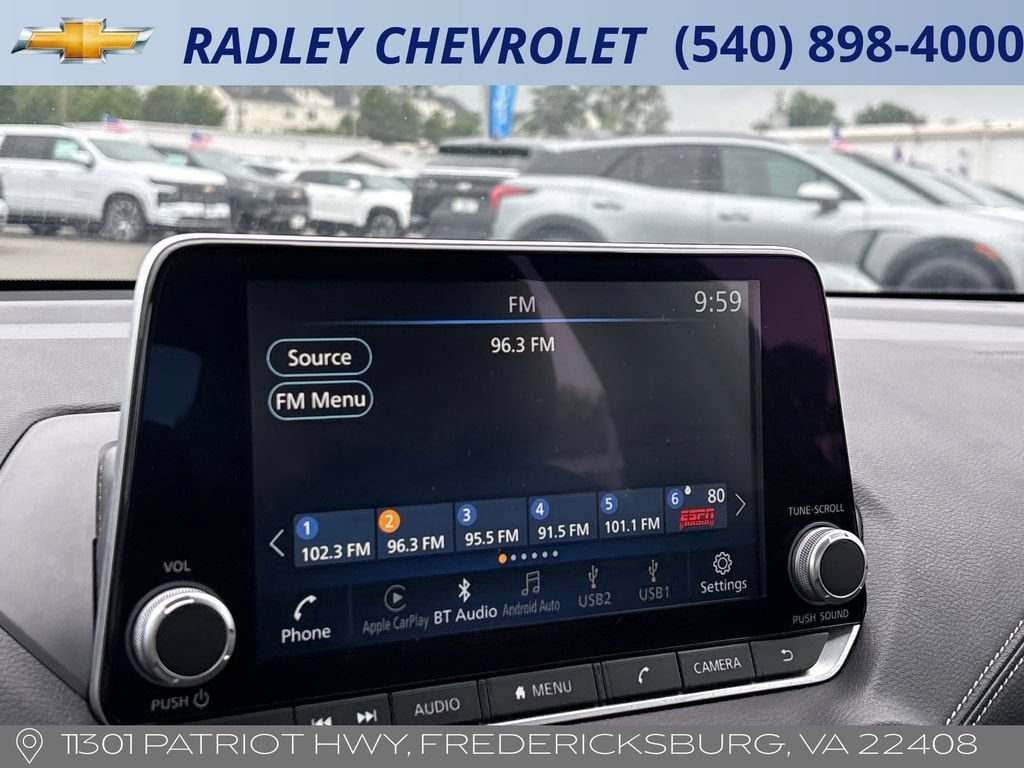 Used 2024 Nissan Sentra SV FWD image 15