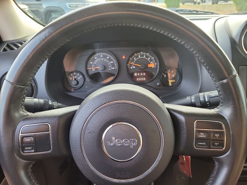 Used 2017 Jeep Patriot High Altitude image 24
