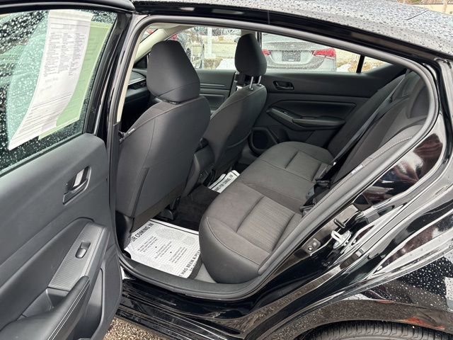 Used 2025 Nissan Altima 2.5 SV image 27