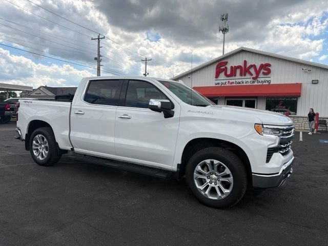 Used 2025 Chevrolet Silverado 1500 LTZ w/ Technology Package AWD/4WD image 1