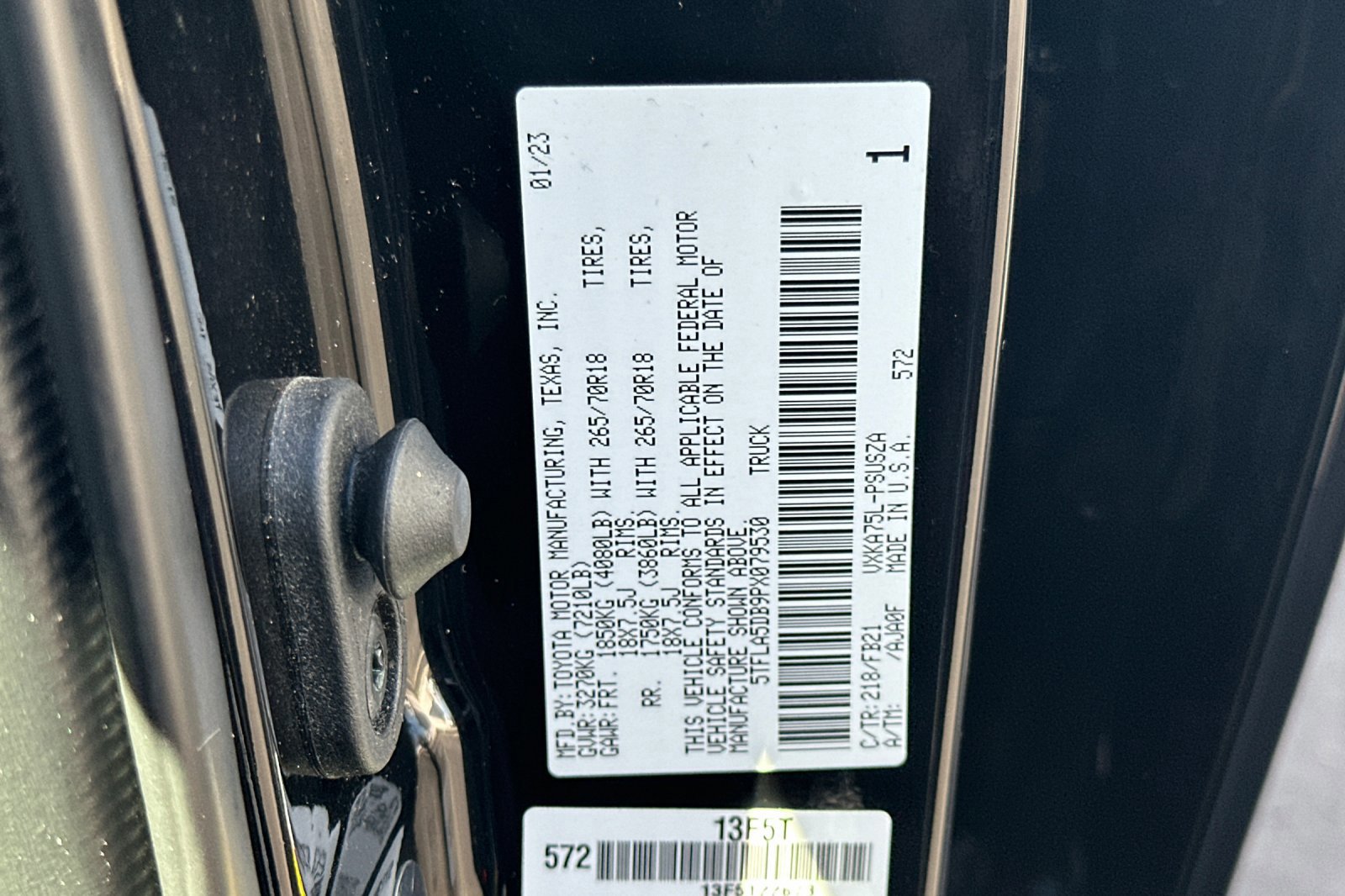 Used 2023 Toyota Tundra SR5 w/ TRD Off-Road Package image 28