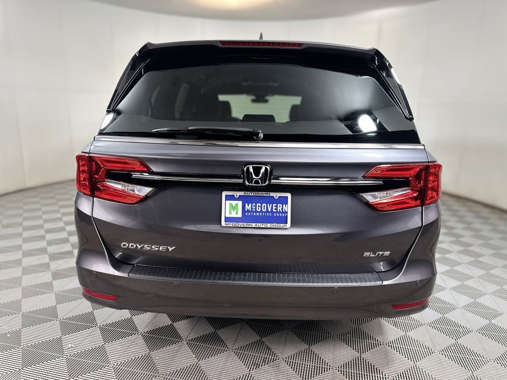 Used 2024 Honda Odyssey Elite image 5