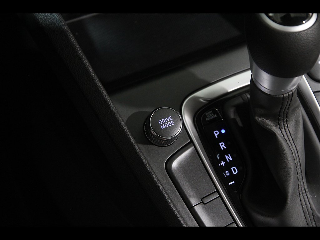 Certified 2023 Hyundai Kona SE AWD/4WD image 15