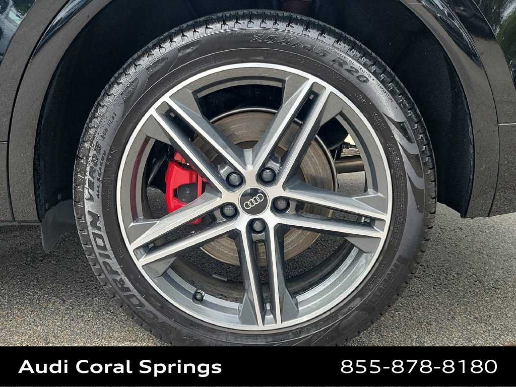 Certified 2024 Audi Q5 e Premium Plus w/ Premium Plus Package AWD/4WD image 16