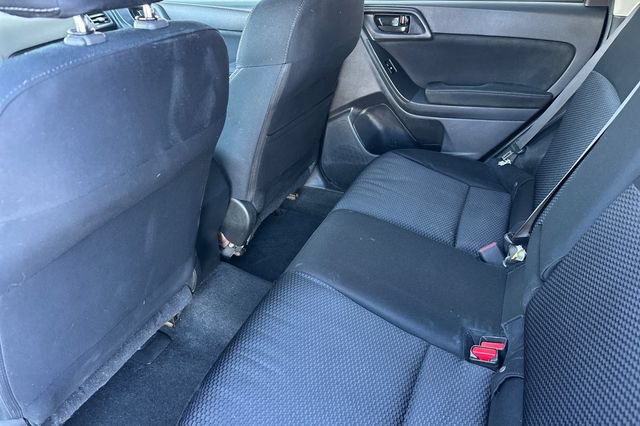 Used 2015 Subaru Forester 2.5i Premium w/ All-Weather Package AWD/4WD image 14