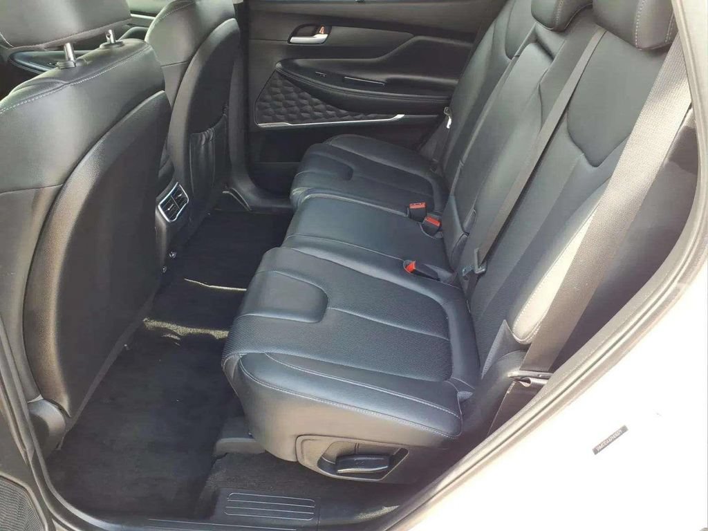 Used 2023 Hyundai Santa Fe SEL Premium AWD/4WD image 12
