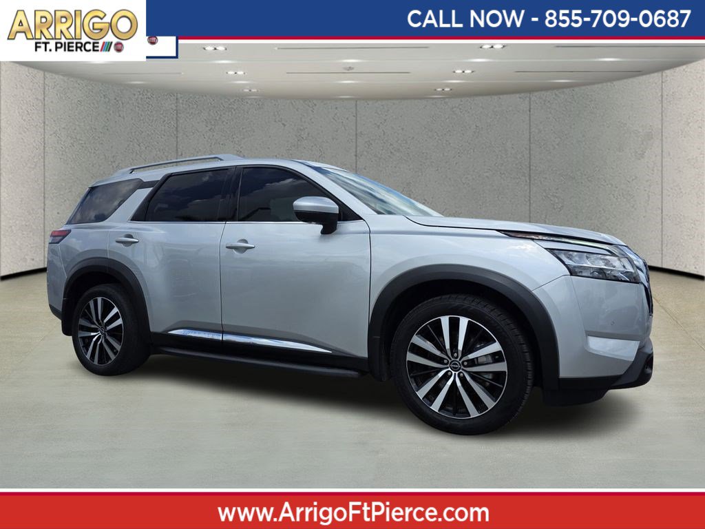 Used 2024 Nissan Pathfinder Platinum w/ Cargo Package