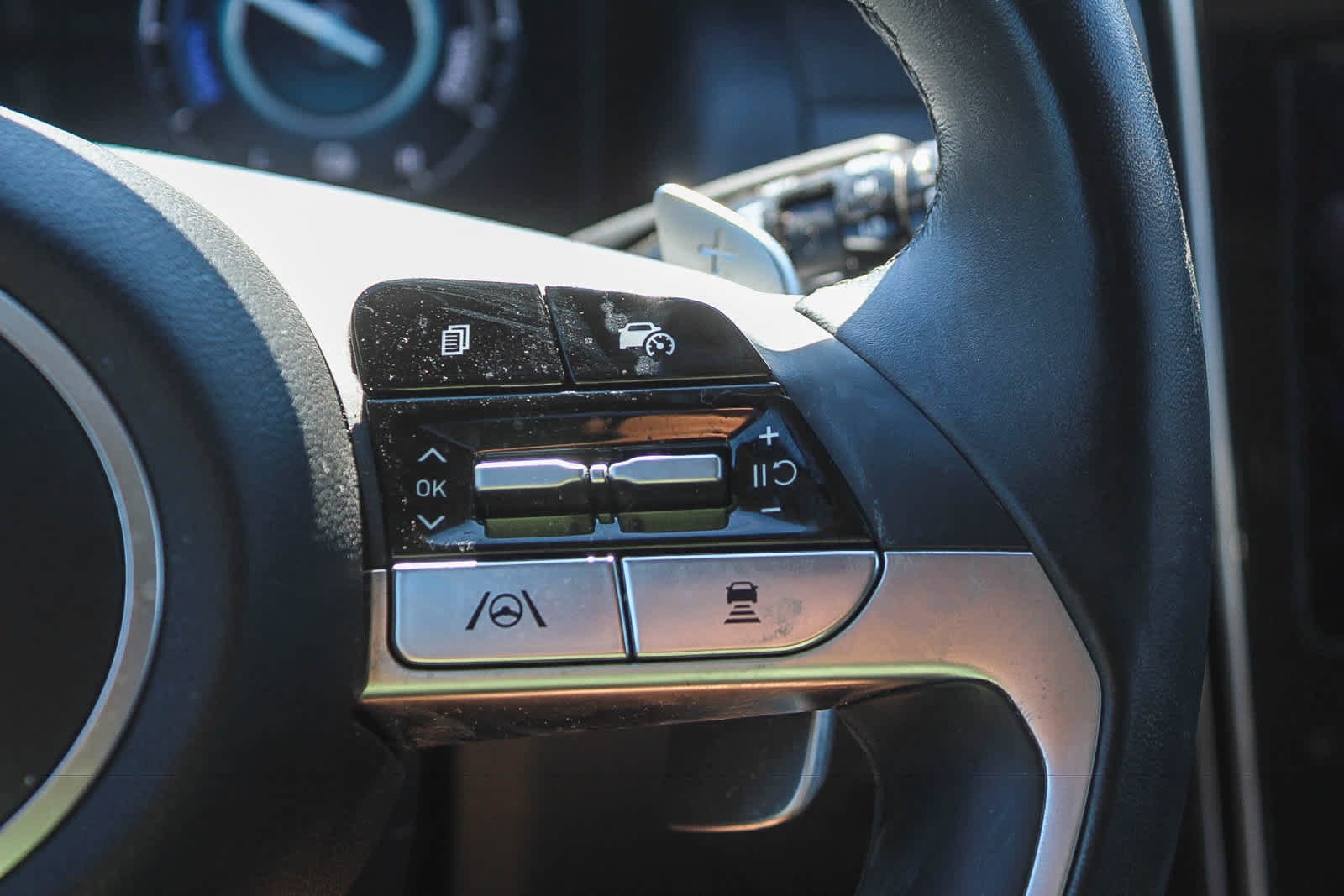 Used 2023 Hyundai Tucson Limited AWD/4WD image 29
