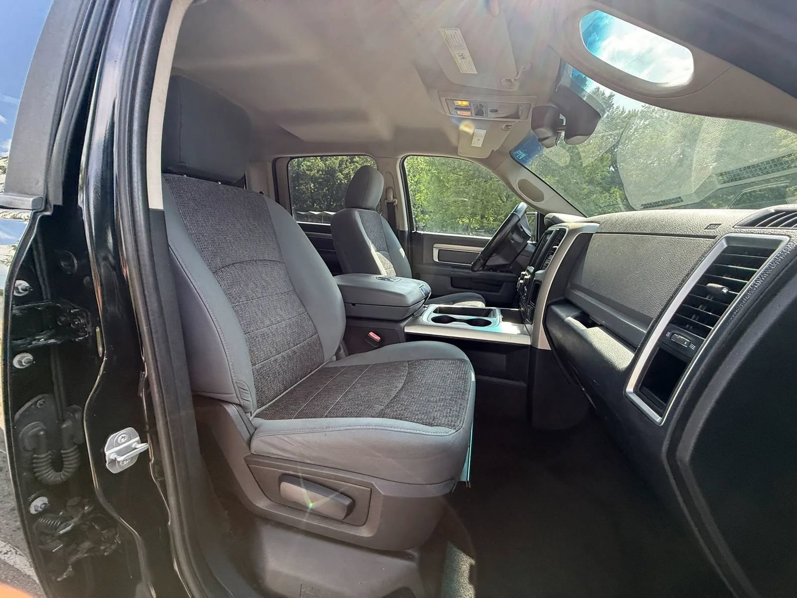 Used 2016 RAM 1500 Outdoorsman AWD/4WD image 20