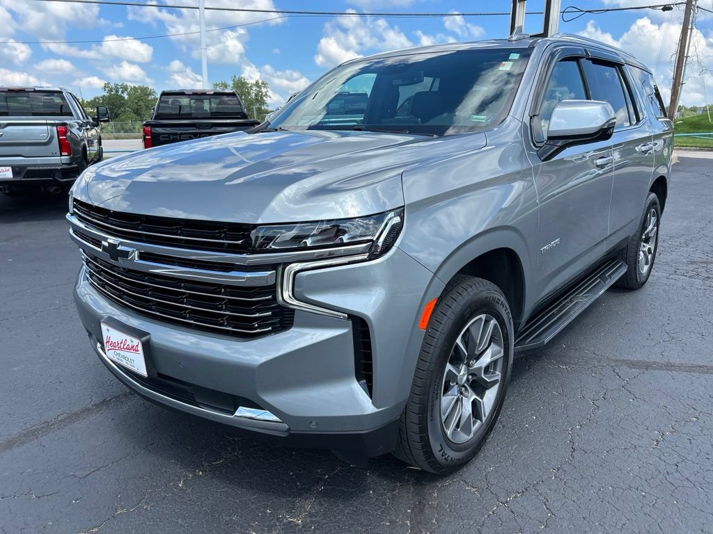 Certified 2023 Chevrolet Tahoe LT w/ Luxury Package AWD/4WD image 9
