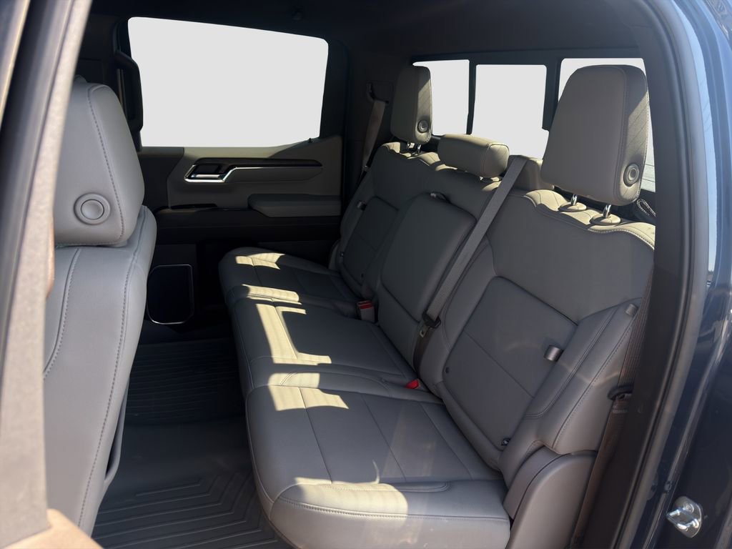 Used 2022 GMC Sierra 1500 SLT w/ SLT Convenience Package image 13