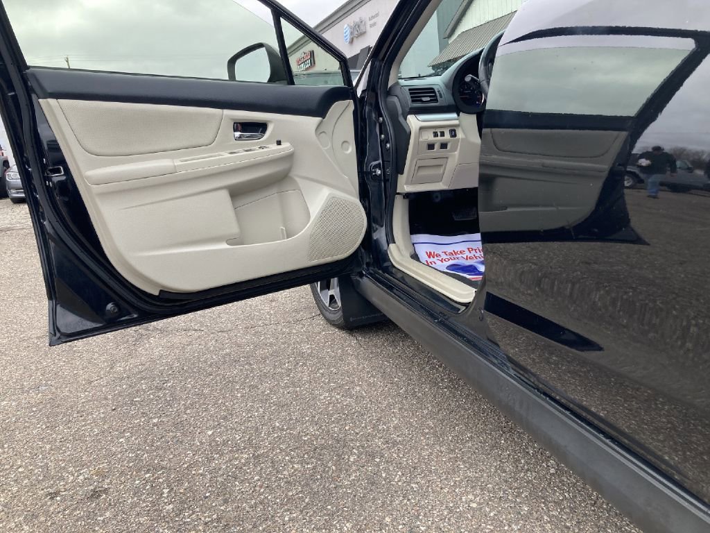 Used 2014 Subaru Crosstrek 2.0i Limited image 7