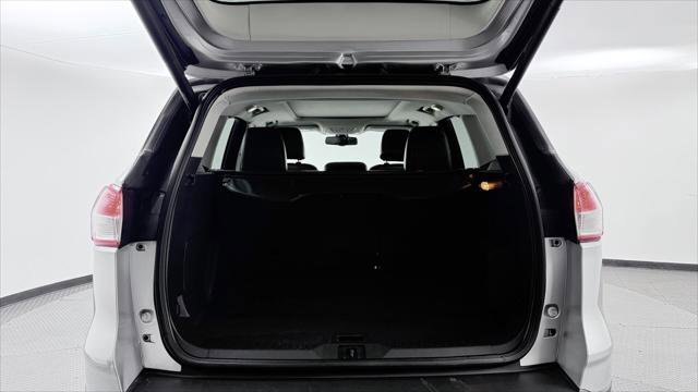 Used 2016 Ford Escape Titanium w/ Equipment Group 301A image 18