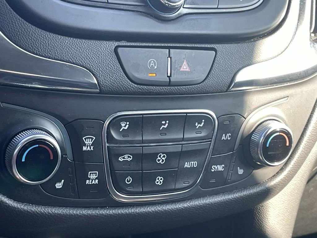 Used 2024 Chevrolet Equinox LT image 21