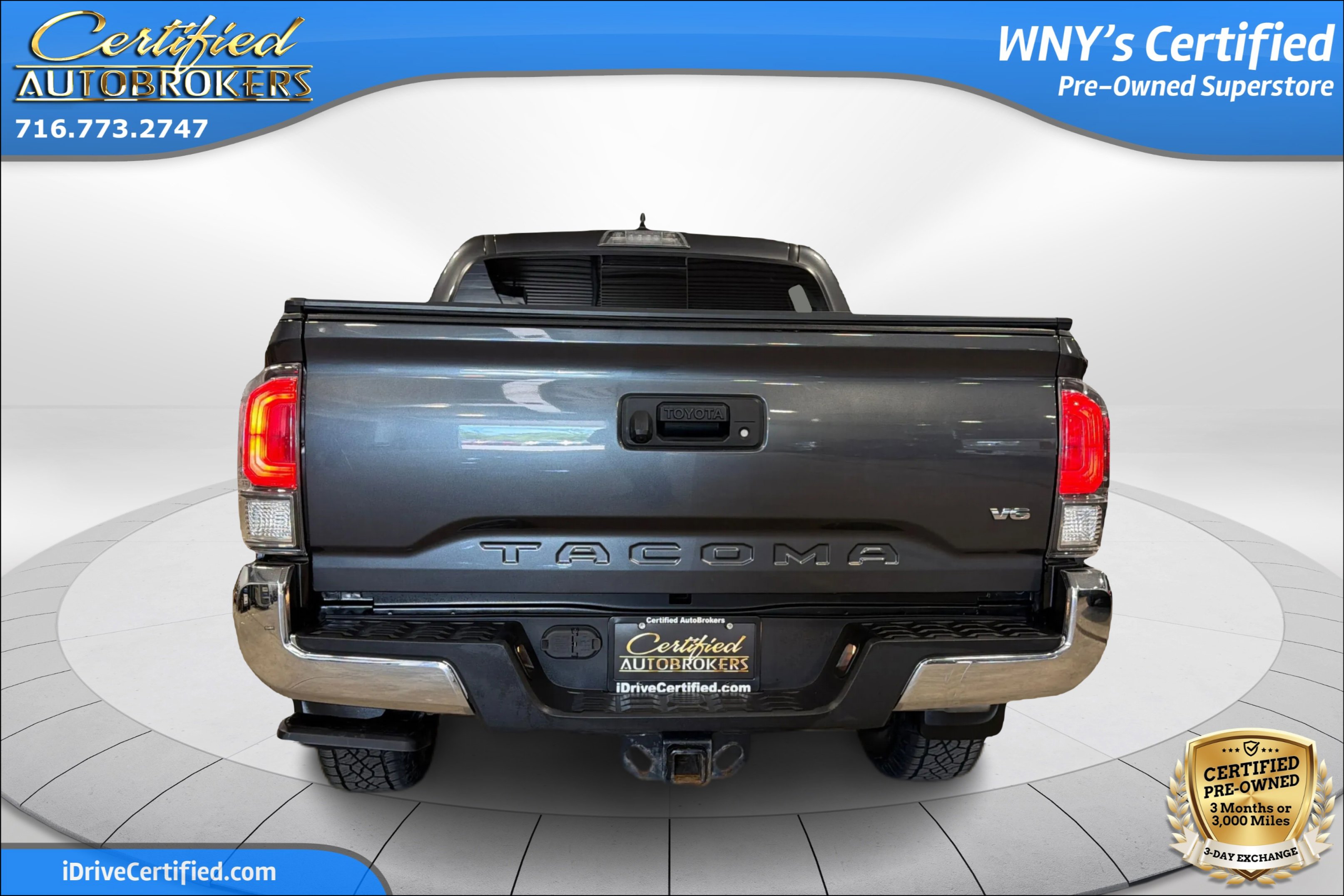 Used 2022 Toyota Tacoma TRD Off-Road AWD/4WD image 7