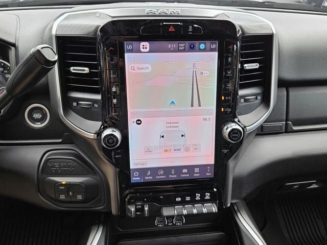 New 2025 RAM 2500 Big Horn AWD/4WD image 17