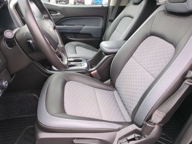 Used 2018 Chevrolet Colorado Z71 w/ Z71 Midnight Edition AWD/4WD image 14