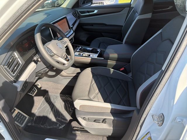 New 2026 Volkswagen Atlas Peak Edition AWD/4WD image 5