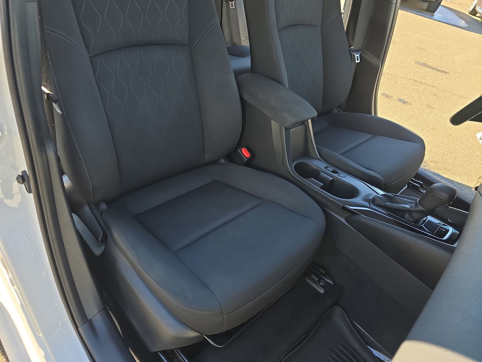 Used 2023 Toyota Corolla LE image 14