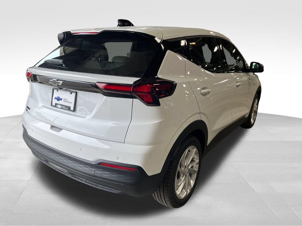 New 2027 Chevrolet Bolt LT FWD image 5