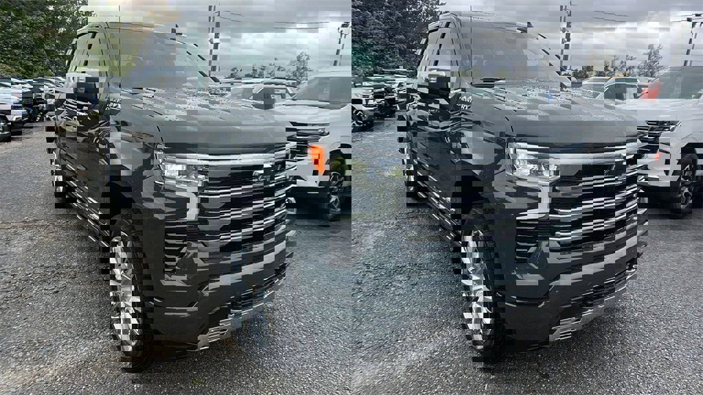 New 2026 Chevrolet Silverado 1500 High Country image 3
