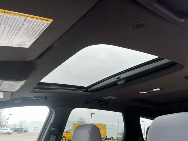 Used 2024 Buick Enclave Essence w/ Experience Buick Package image 31