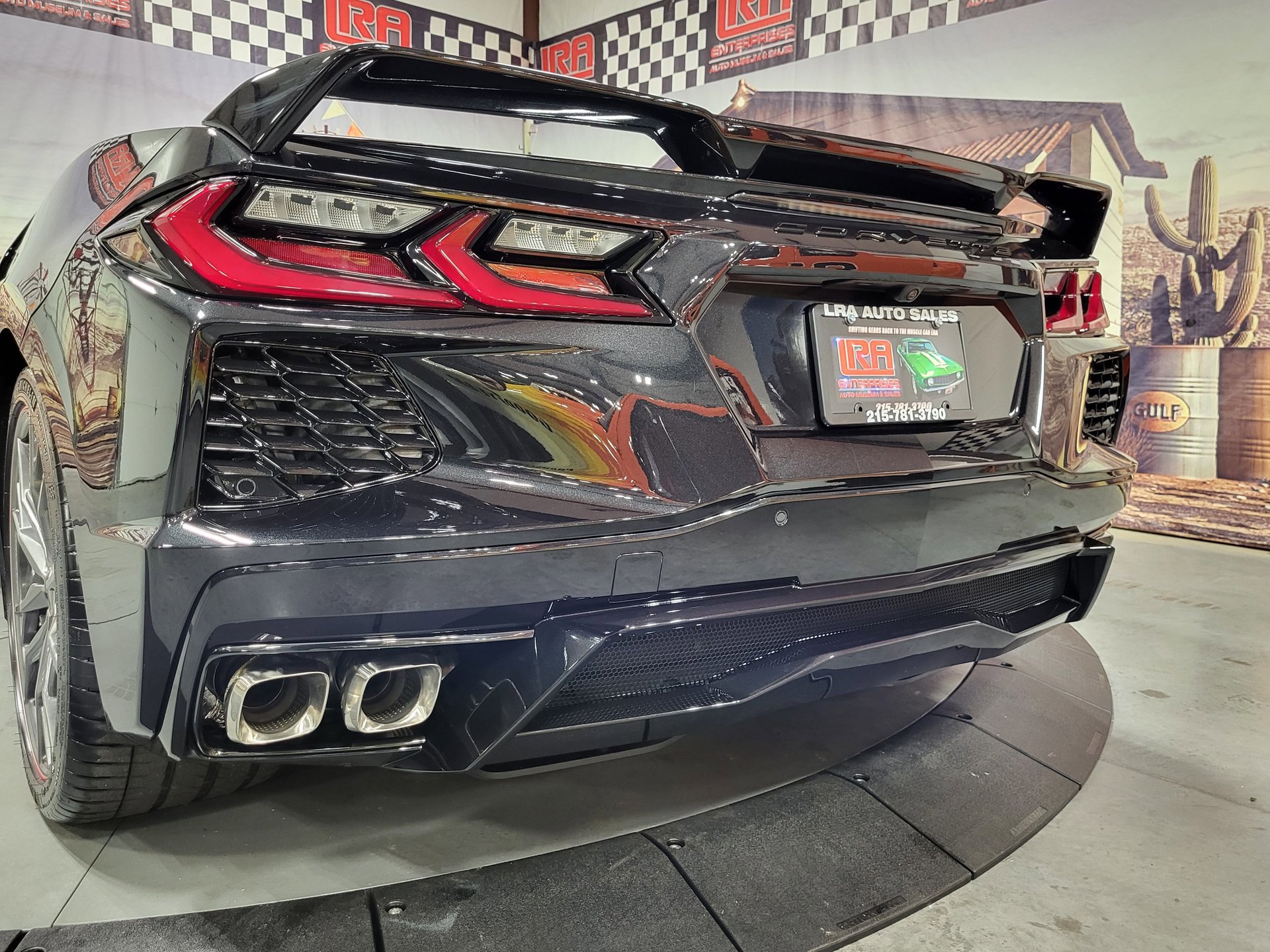 Used 2023 Chevrolet Corvette Stingray Premium Conv w/ Z51 Performance Package image 7