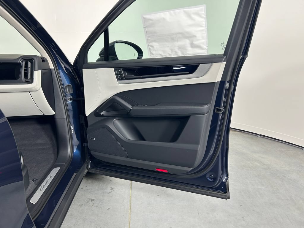 New 2026 Porsche Cayenne AWD/4WD image 24