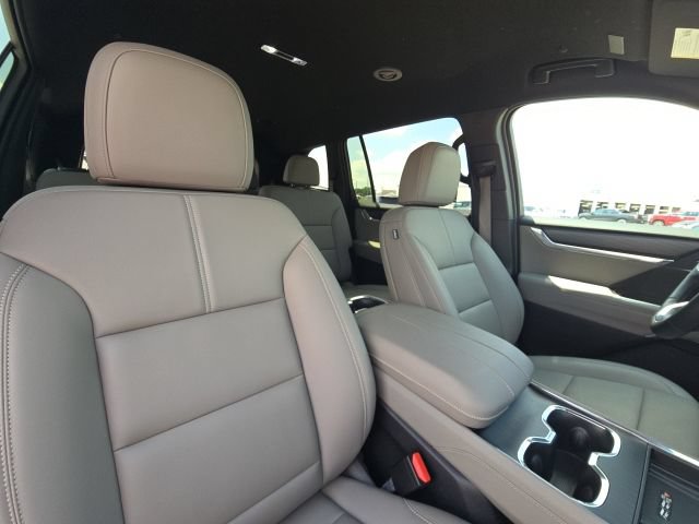 Used 2024 GMC Acadia Elevation FWD image 22