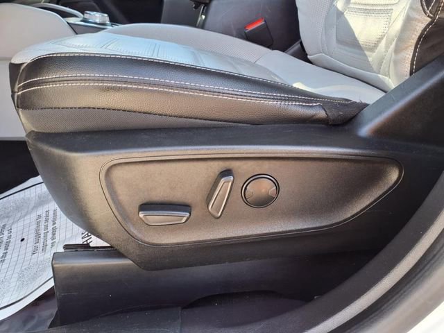 Certified 2023 Ford Escape SE w/ PHEV Premium Package image 14