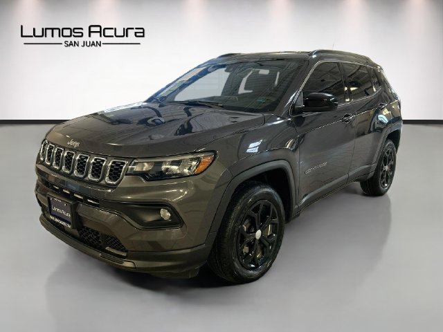 Used 2024 Jeep Compass Latitude AWD/4WD image 3