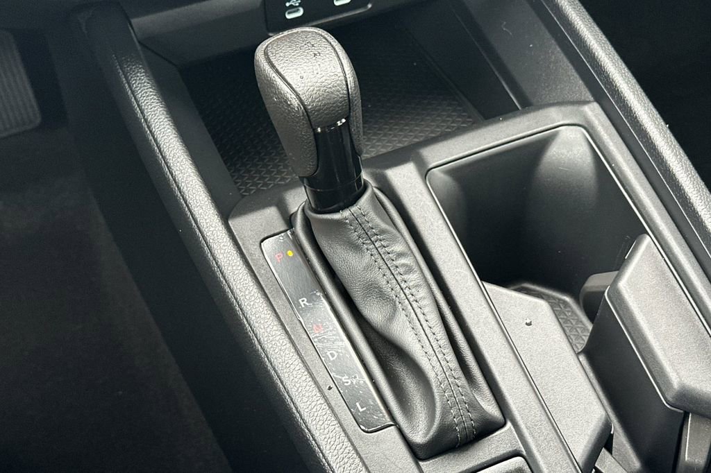 Certified 2025 Honda Accord LX image 19