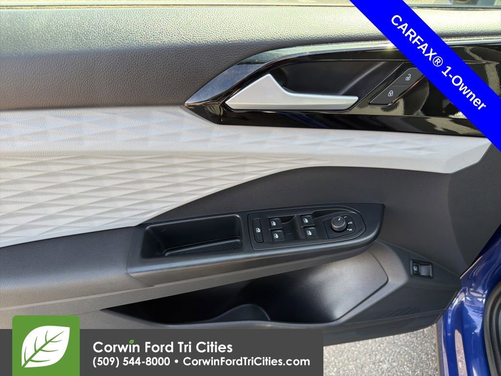 Used 2023 Volkswagen Taos S FWD image 16
