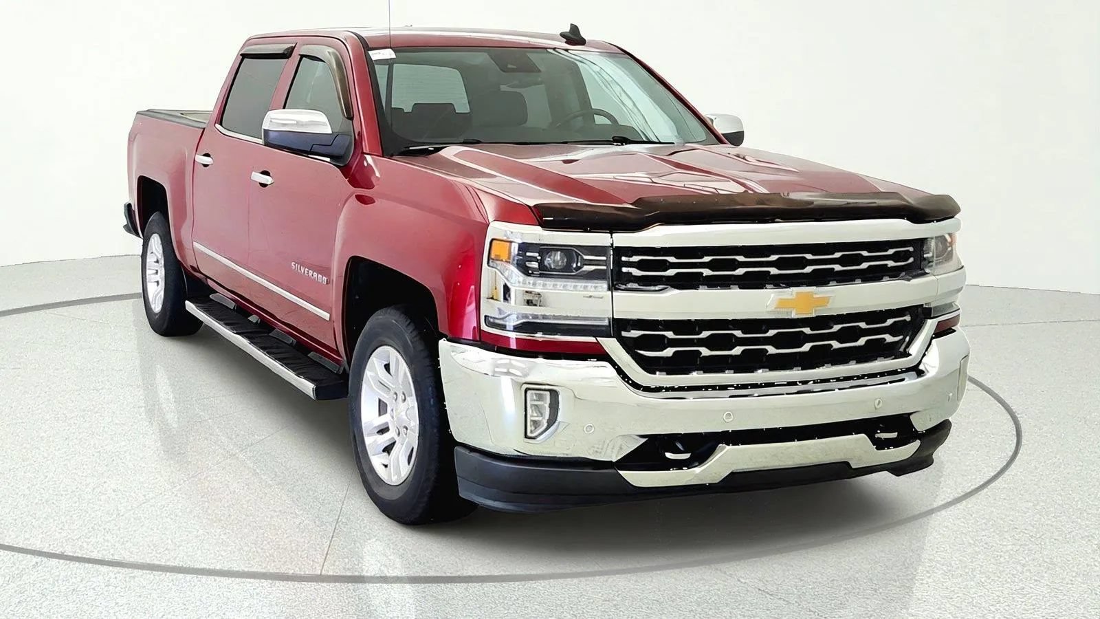 Used 2018 Chevrolet Silverado 1500 LTZ w/ LTZ Plus Package AWD/4WD image 2