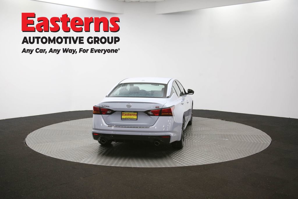 Used 2023 Nissan Altima 2.5 SR w/ SR Premium Package image 38