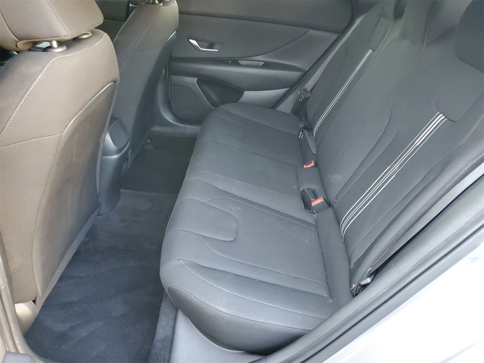 Used 2023 Hyundai Elantra SEL w/ Convenience Package image 21