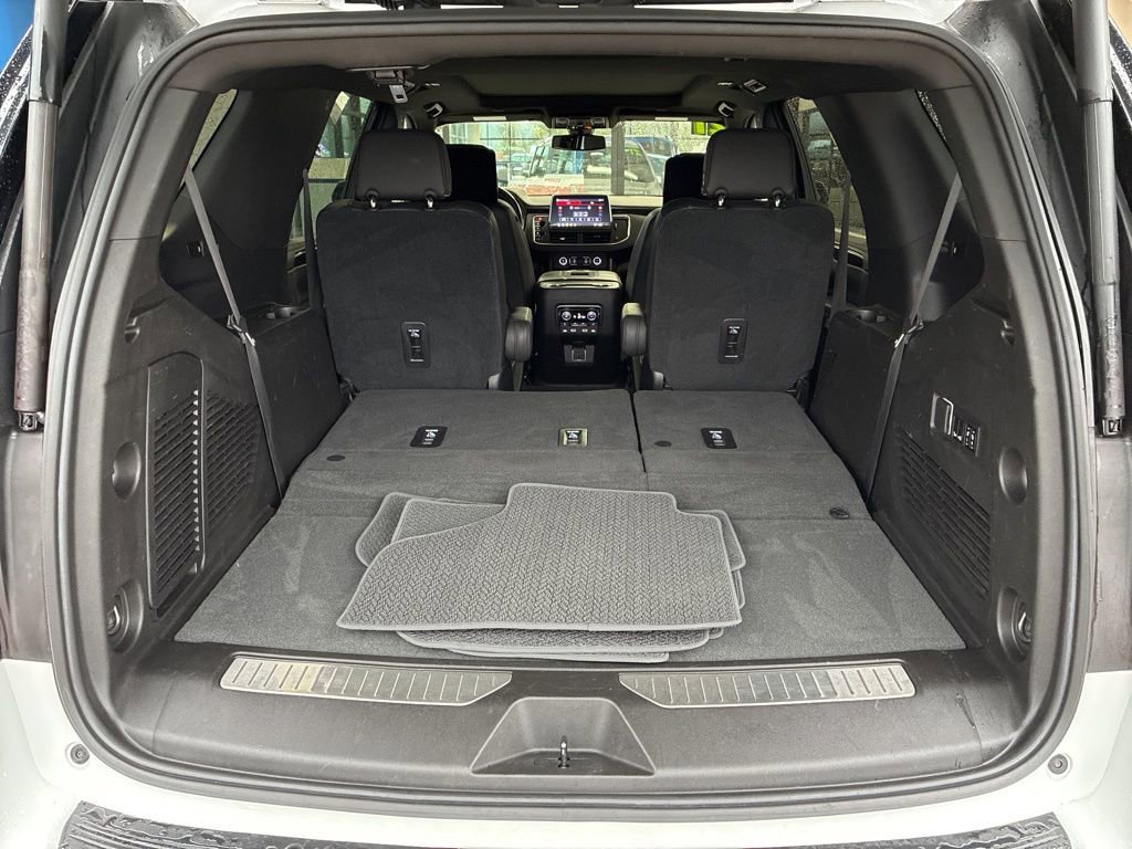 Used 2021 GMC Yukon AT4 w/ Rear Media and Nav Package image 25