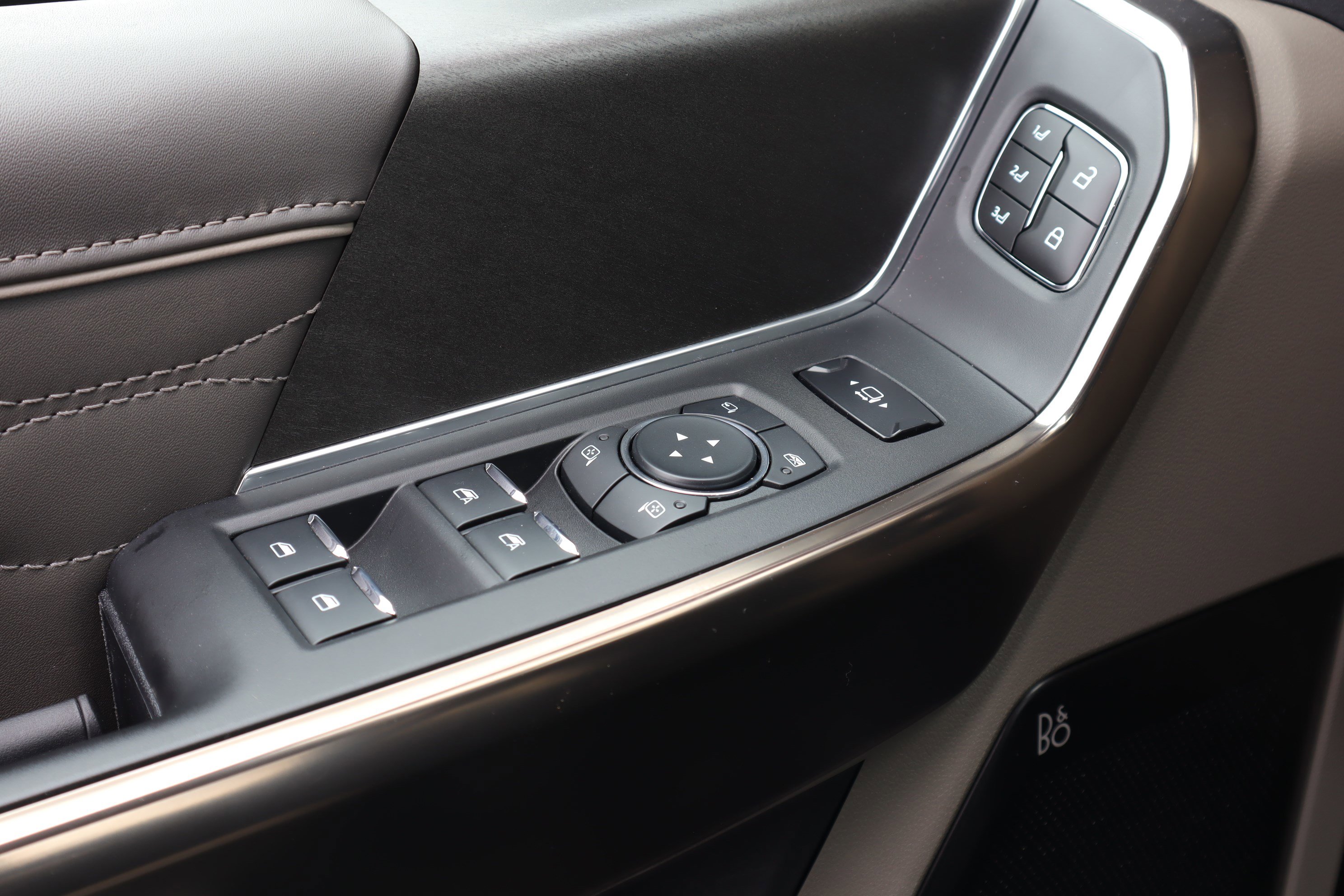 Used 2026 Ford F450 Platinum w/ Platinum Plus Package image 23