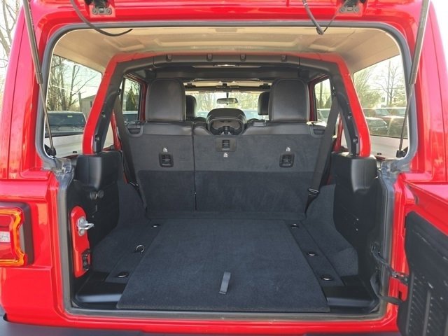 Used 2020 Jeep Wrangler Unlimited Rubicon w/ LED Lighting Group image 29