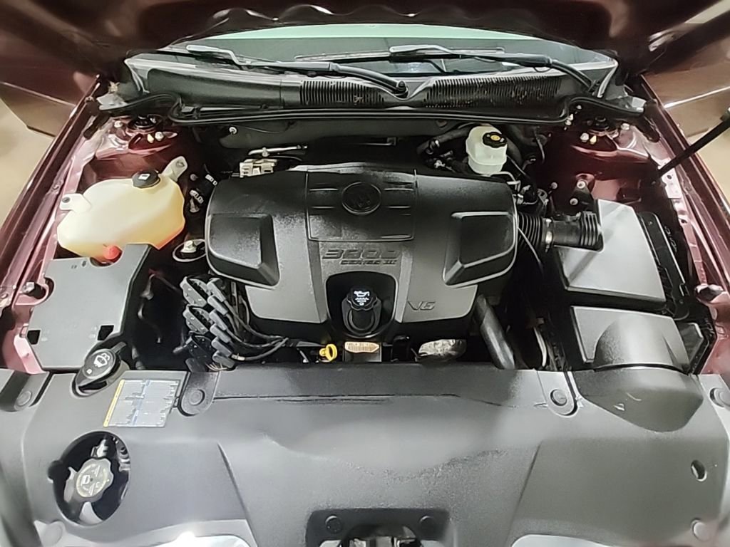 Used 2007 Buick Lucerne CXL w/ Luxury Package FWD image 38