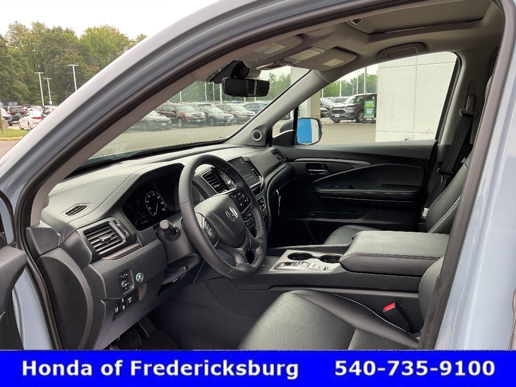 Certified 2025 Honda Ridgeline RTL image 25