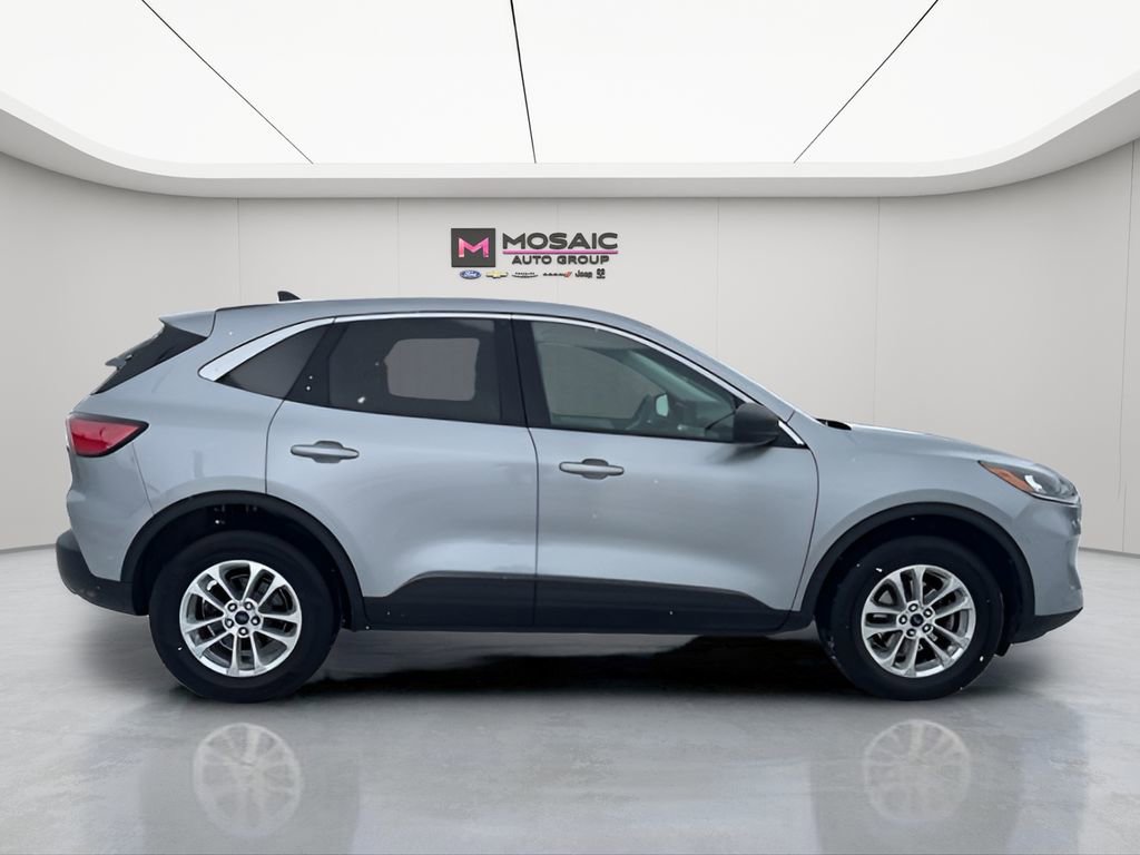 Used 2022 Ford Escape SE w/ Convenience Package image 10