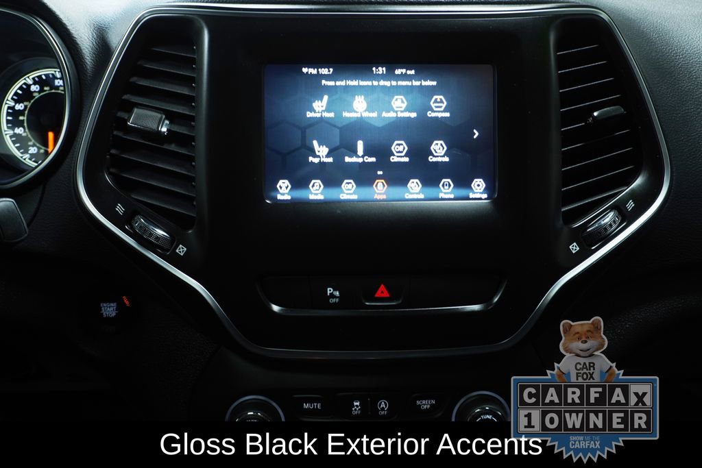 Used 2020 Jeep Cherokee Latitude Plus AWD/4WD image 19