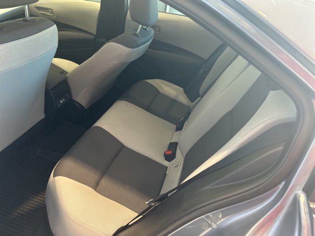Used 2025 Toyota Corolla LE image 7