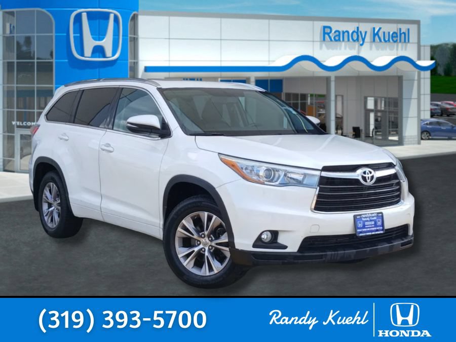 Used 2015 Toyota Highlander XLE AWD/4WD video 1